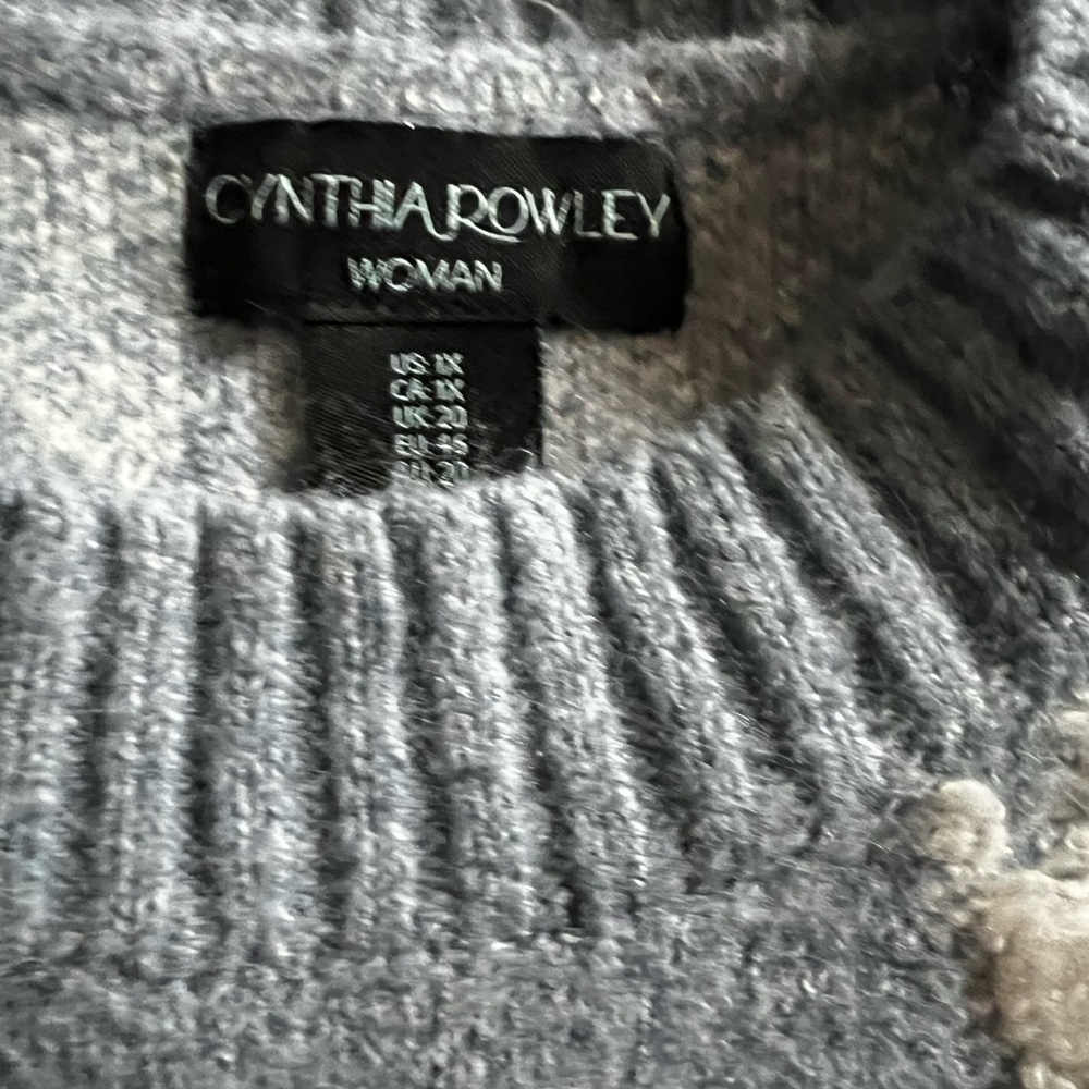 Cynthia Rowley  Blue and White Floral Sweater - Picture 6 of 7